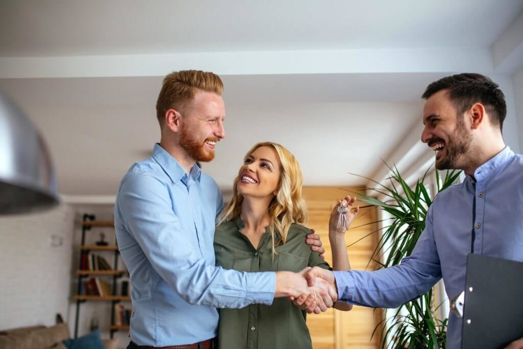 new real estate agents tips - build good relationships